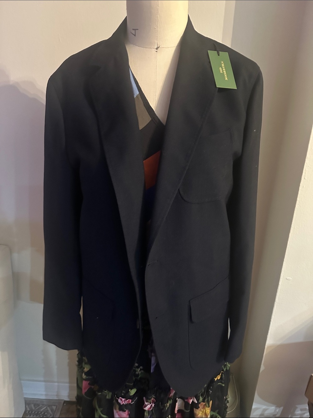 Sid Mashburn Ghost Blazer
Navy High-Twist size 50R - Picture 7 of 17